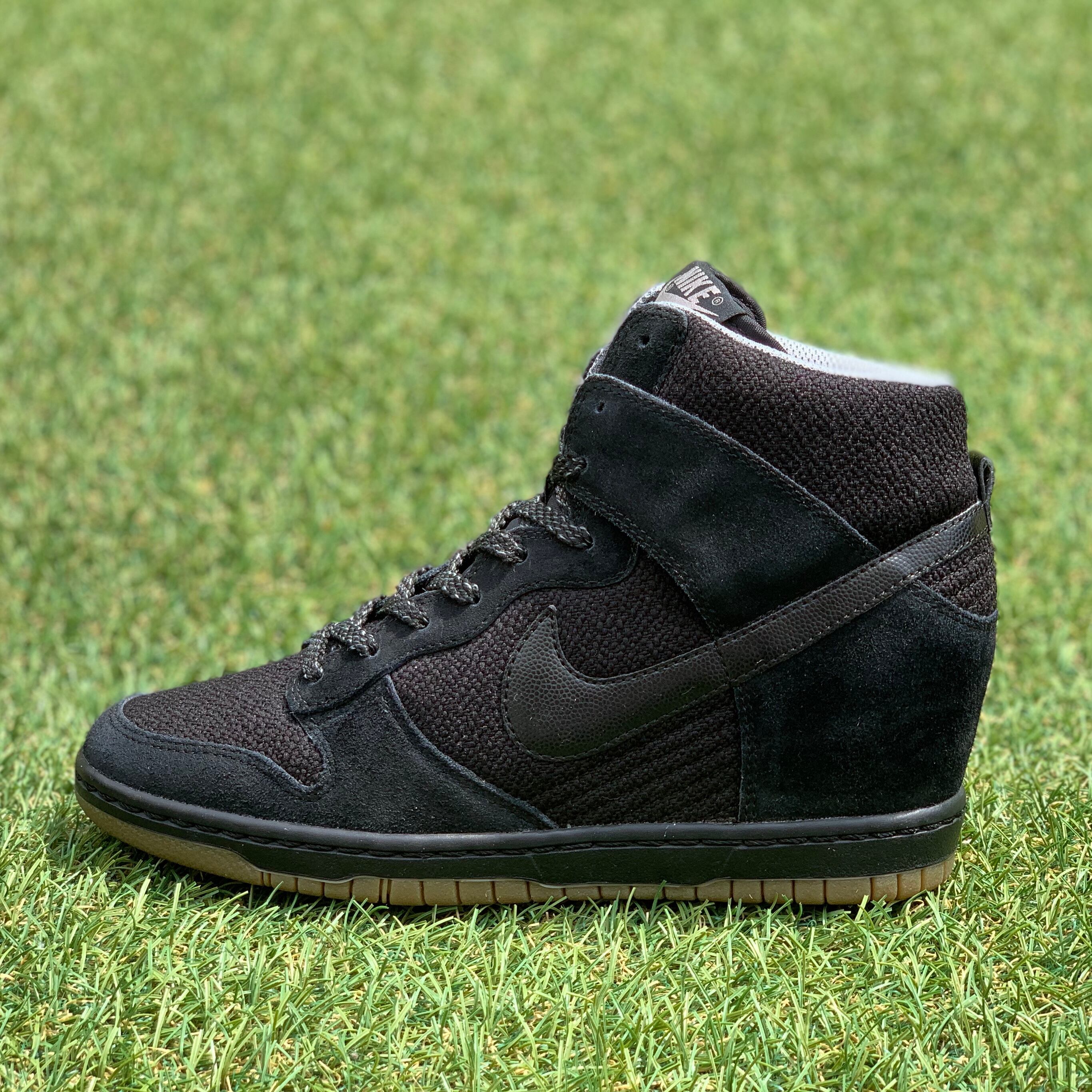 NIKE DUNK SKY HI ESSENTIAL ダンク スカイ ハイ エッセンシャル D465