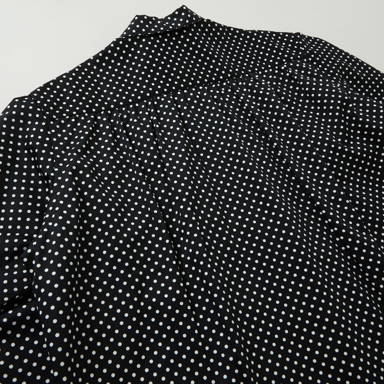 NICK GEAR  Dot Gather shirt