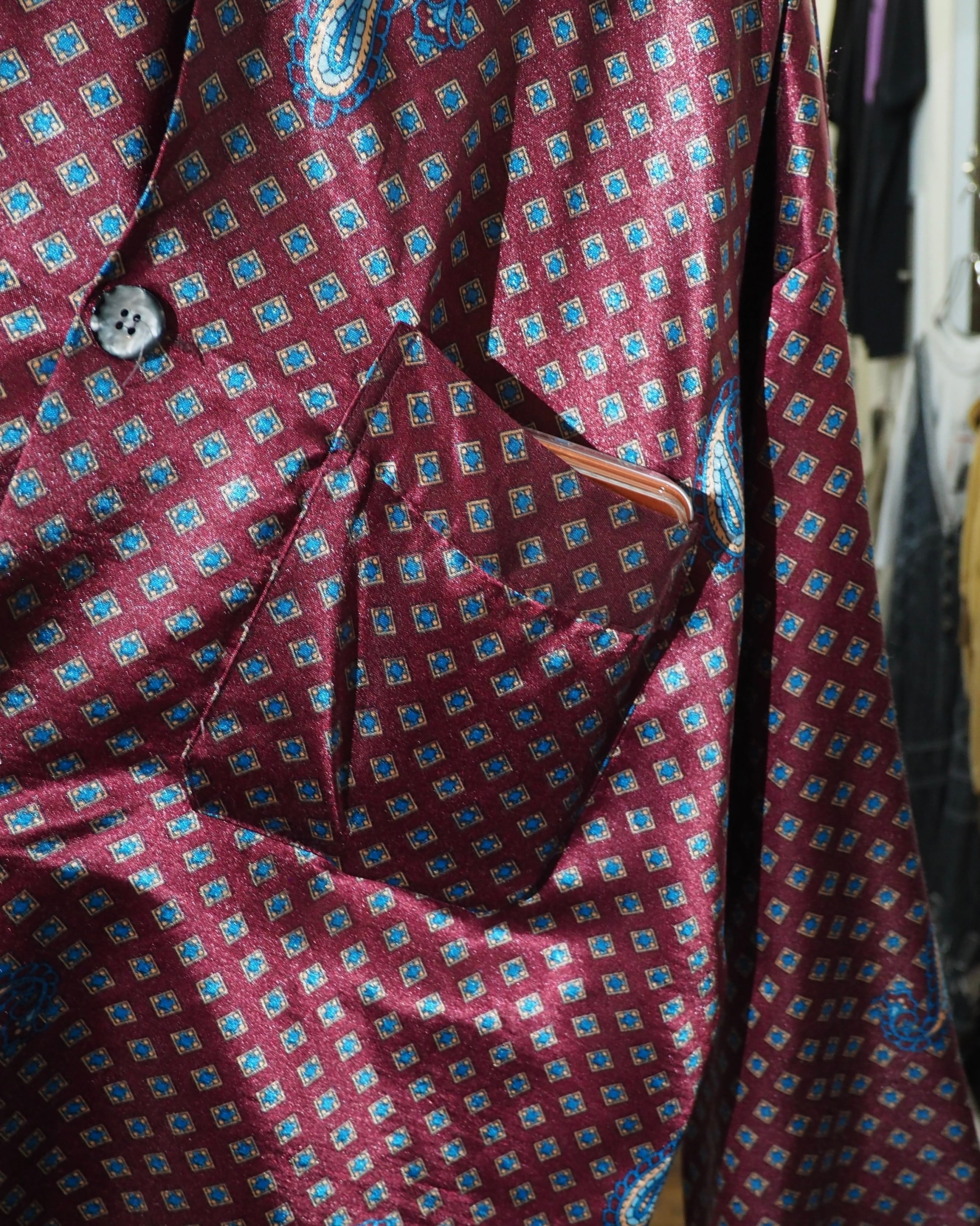 1990s Beautiful Bordeaux × Old Luxury Art Pattern Vintage Drape Loose Shirt