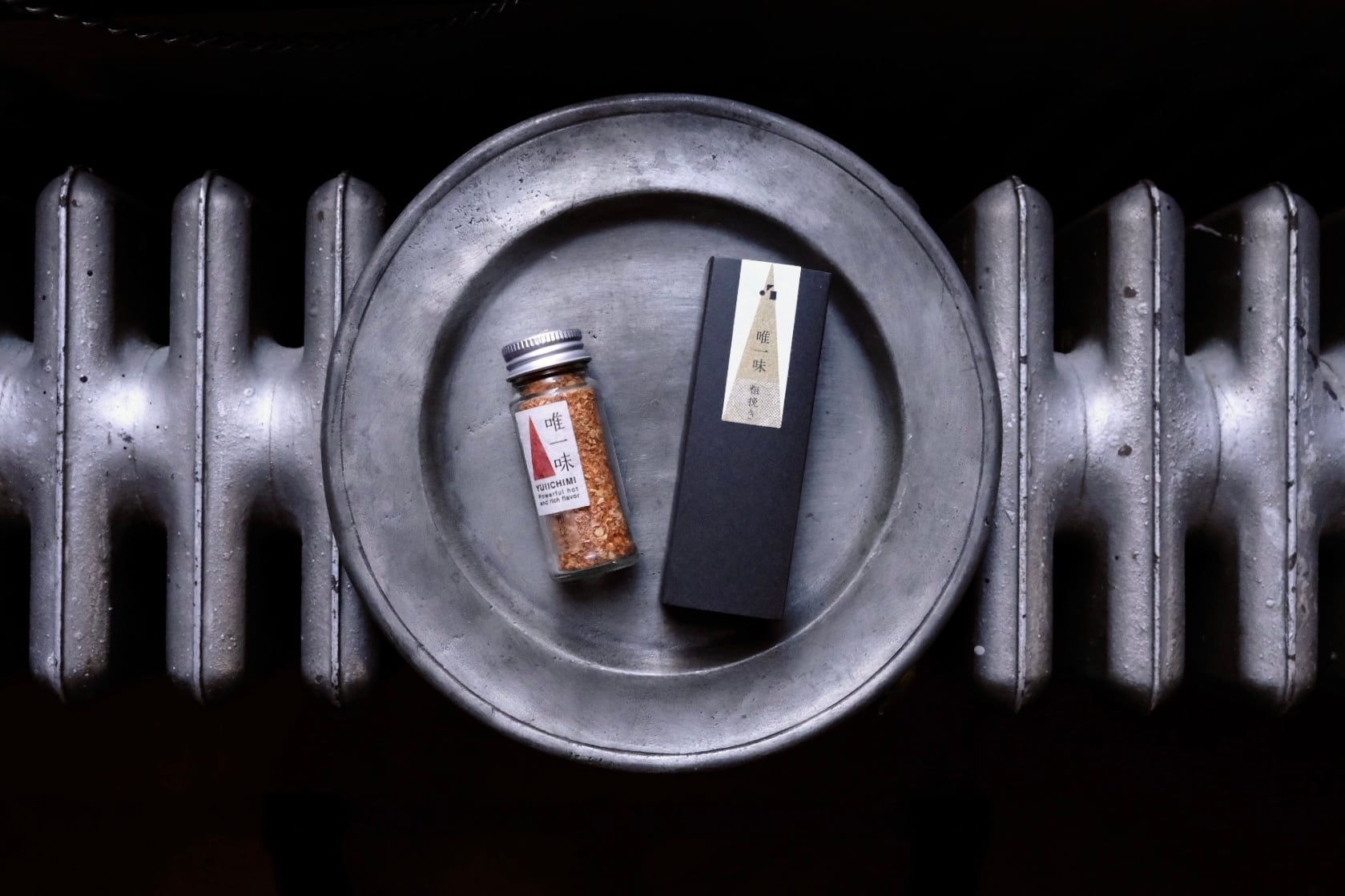 新物 唯一味 / 100年以上受け継がれた唐津産・在来種の唐辛子を100%使用、無農薬 / 唯七味 大阪