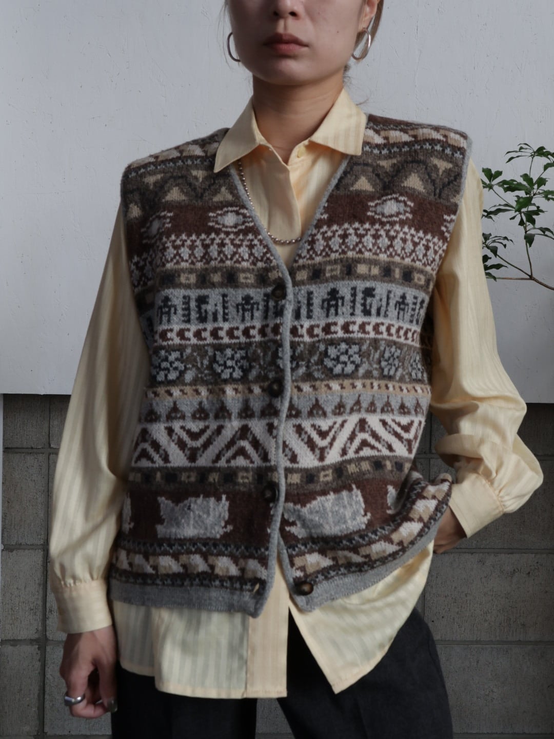 〈vintage〉gray design knit vest