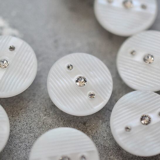 3粒ラインストーン×ホワイト 15㎜