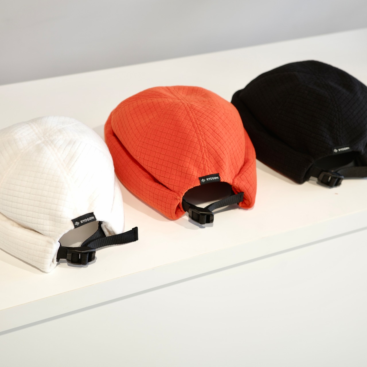 GRID FLEECE ROLL CAP