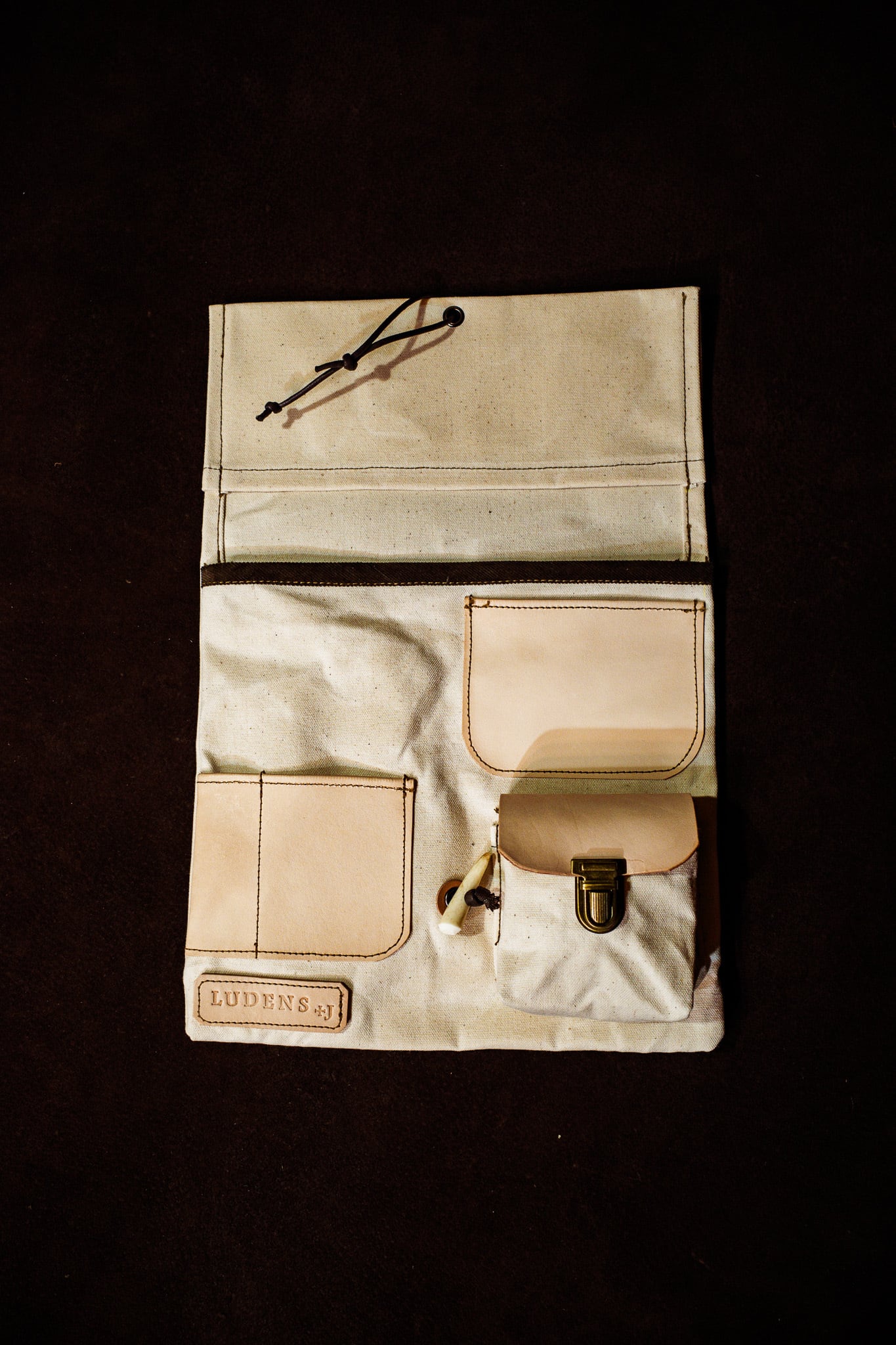 Stand Organizer - Waxed 10《鹿角》 | Field Tools LUDENS