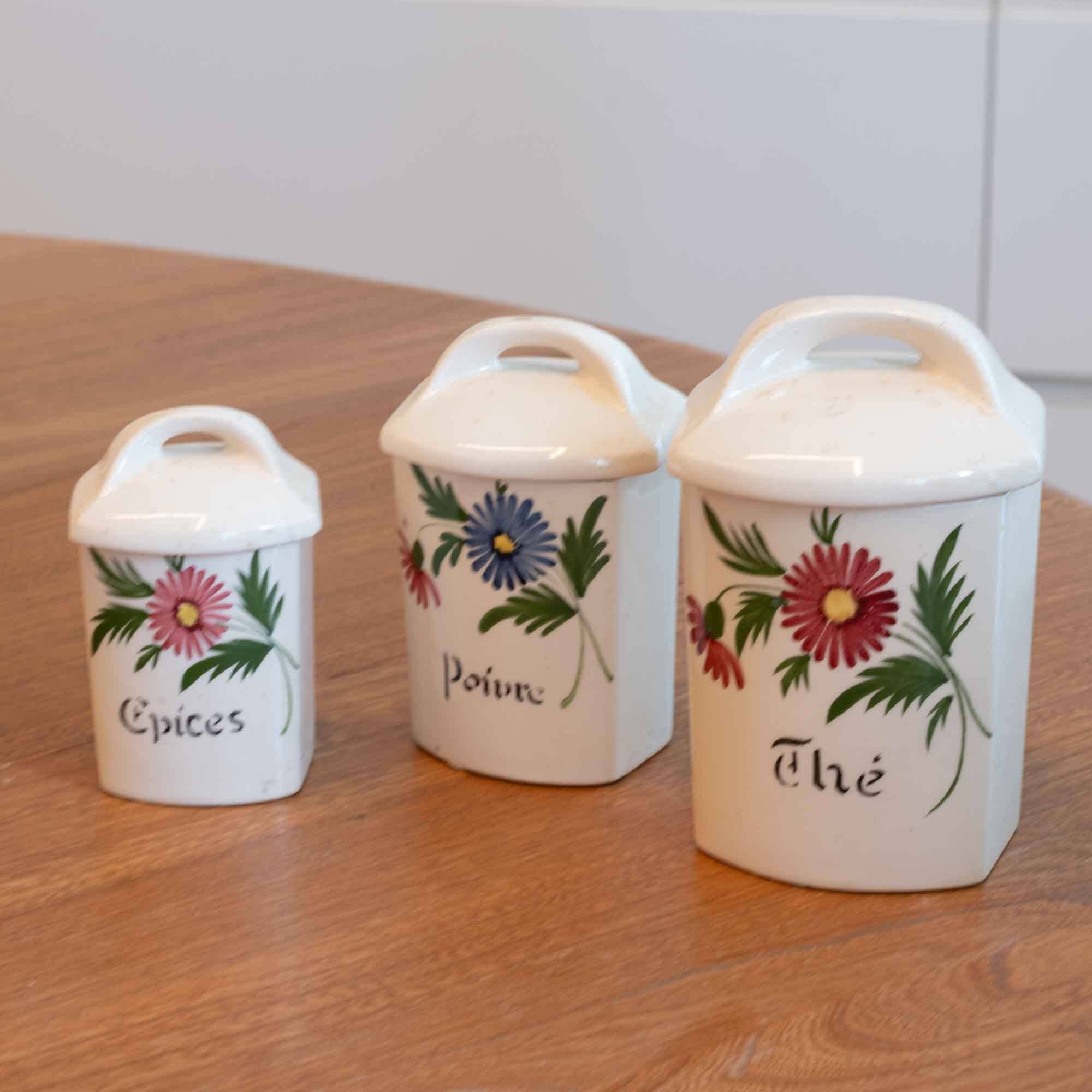 フランス　アンティーク　陶器キャニスター　Thé（お茶）Poive (コショウ )  Epices (スパイス）の３セット　St Clémentサンクレマン社製　　もしくはBadonvillerパドンヴィレー社製