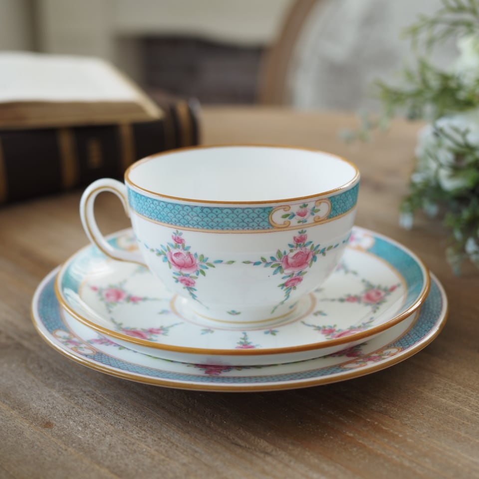 希少】英国アンティーク ミントンペルシアンローズ トリオA カップ