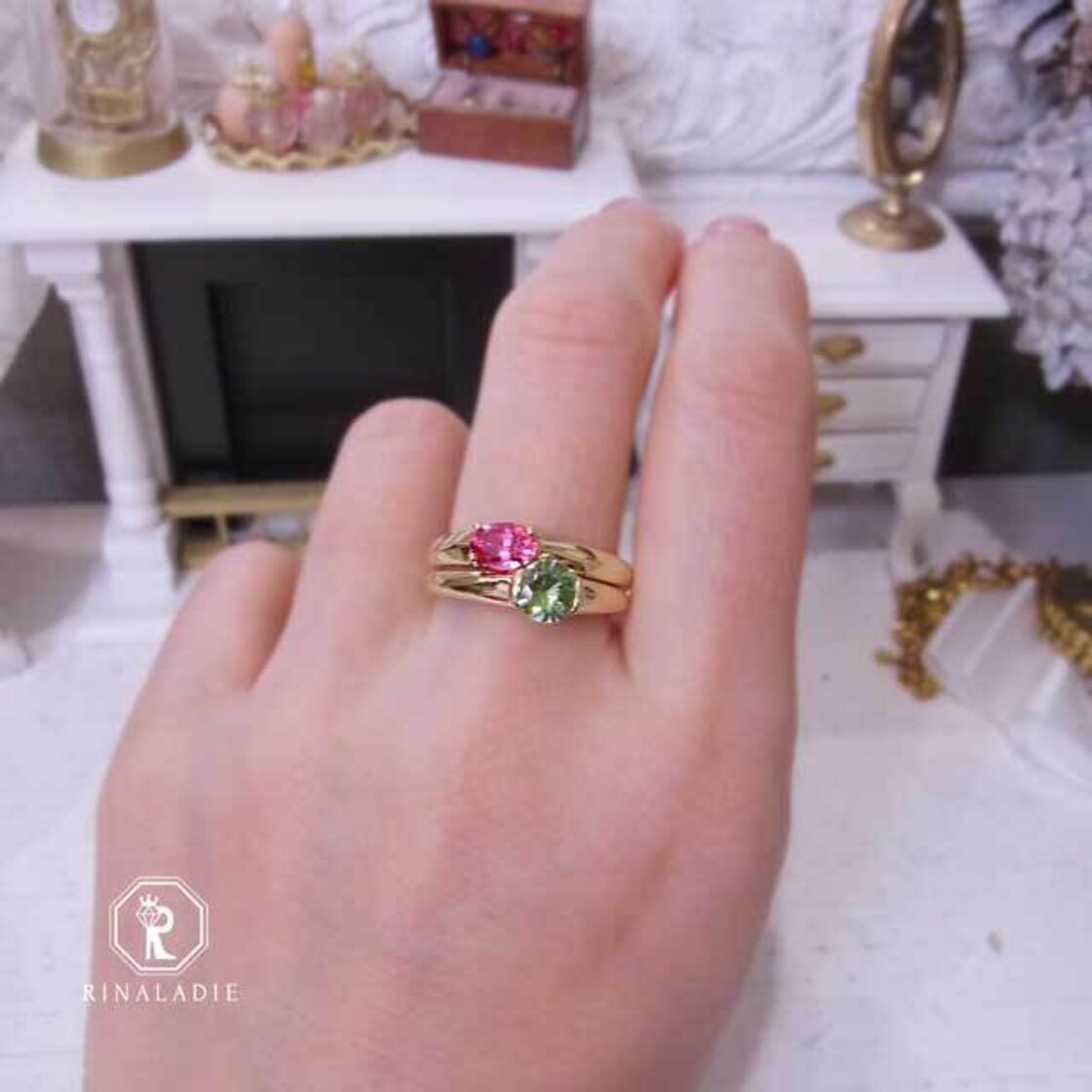 大特価K18YG天然ピンクスピネル粒姫 テリツヤ抜群トッピンホットピンク  