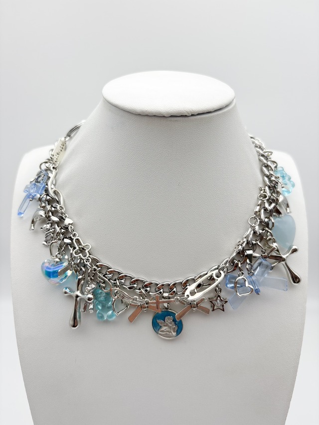 Twinkle Light Blue Necklace