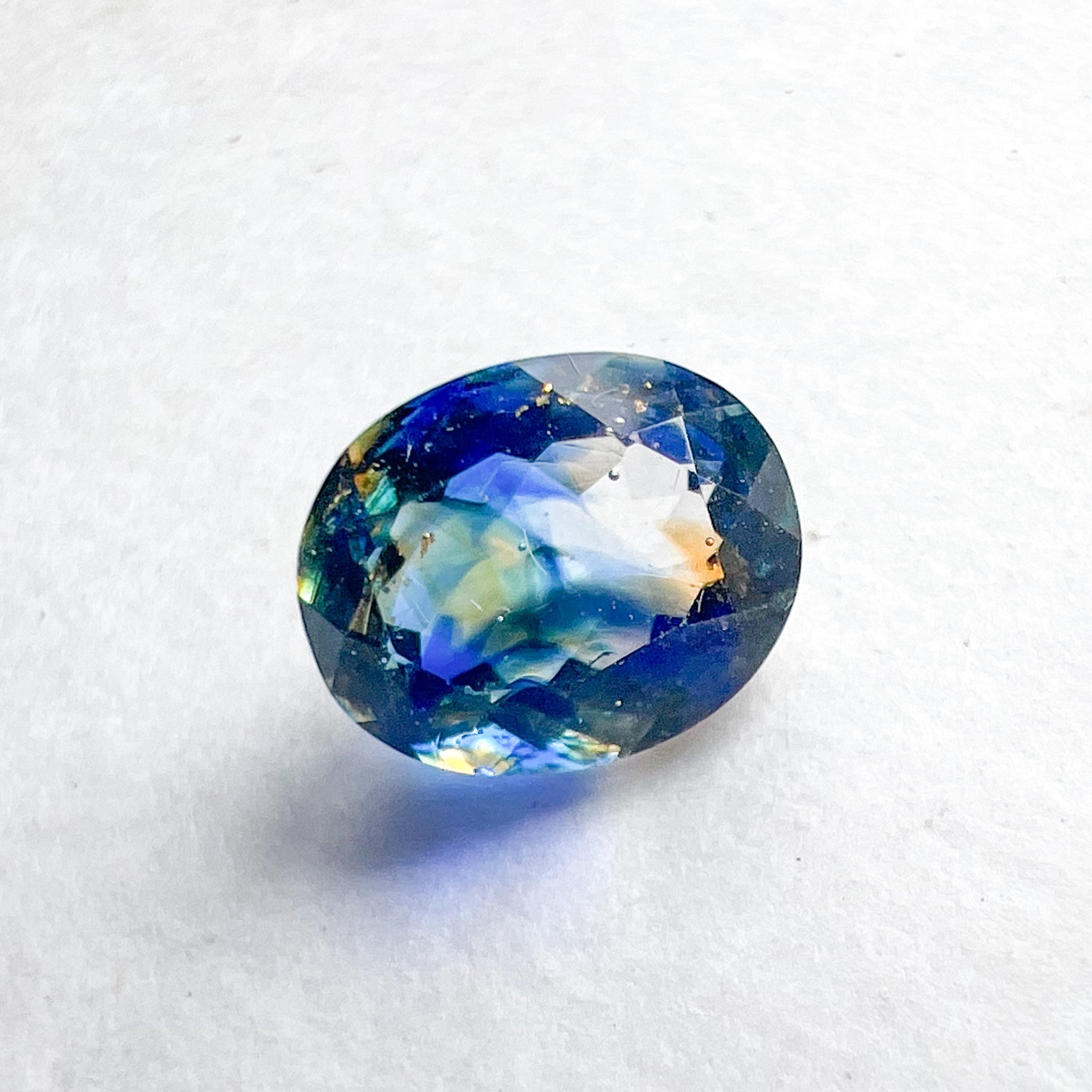 硝子の宝石】オーバルカット10×8mm #376【箔入り】 | yuiaglass