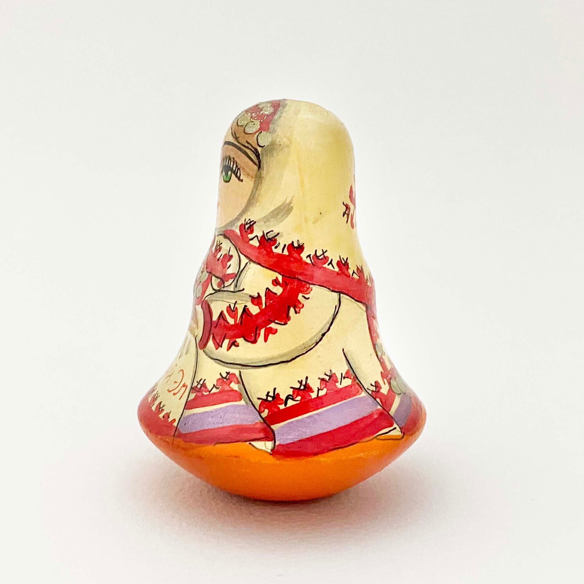 マリエル共和国 起き上がり小法師