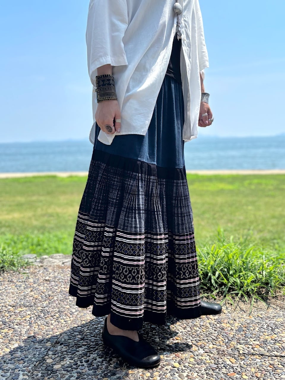 希少】中国ミャオ族？モン族？ヴィンテージ・民族衣装プリーツスカート