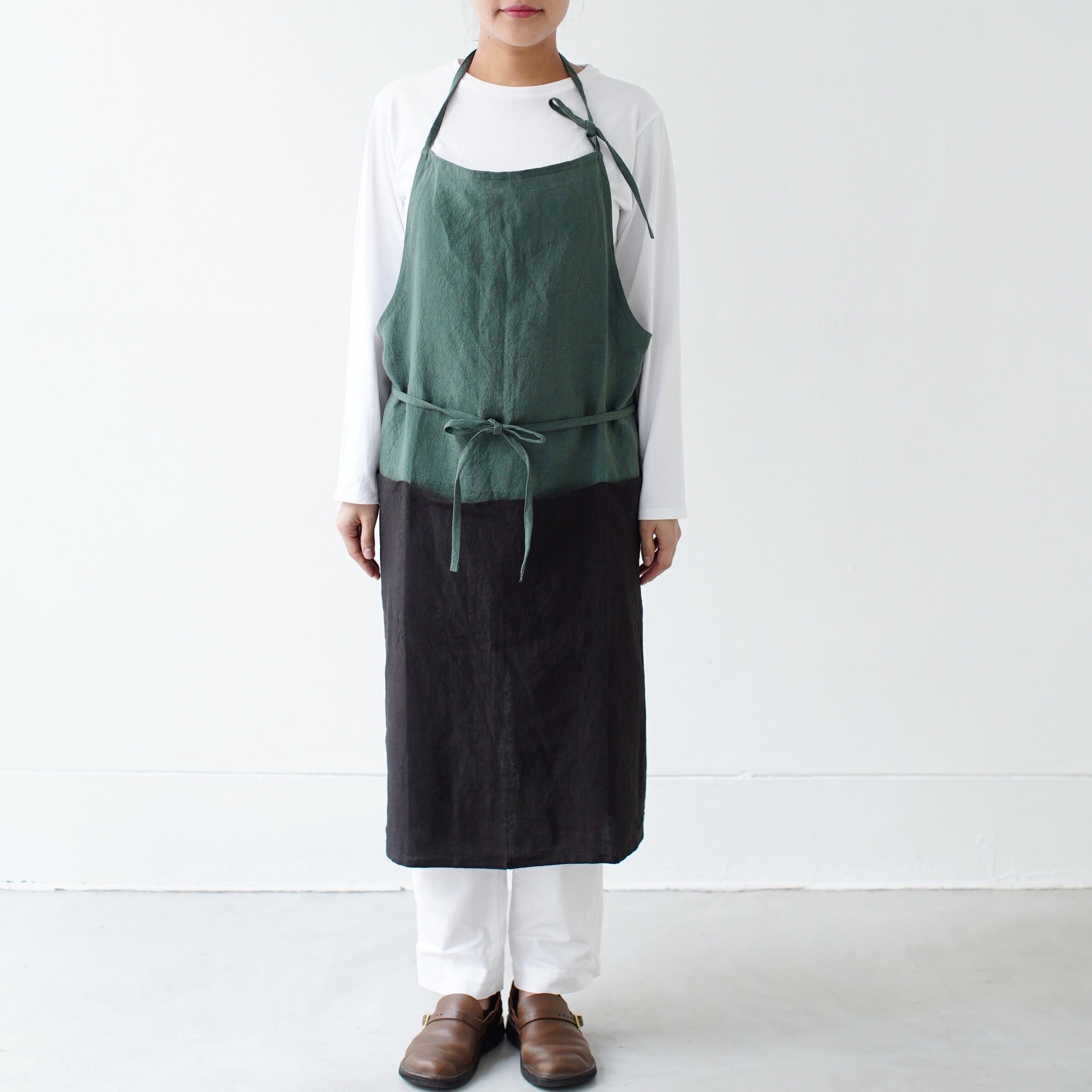 チムニーエプロン　chimney apron / リネン　linen / forestgreen　フォレストグリーン