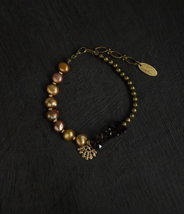 Hem lace / Pearl bracelet - Brown