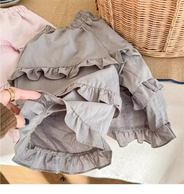 【取寄】パンツスタイルがガーリーに決まる！フリルワイドパンツ