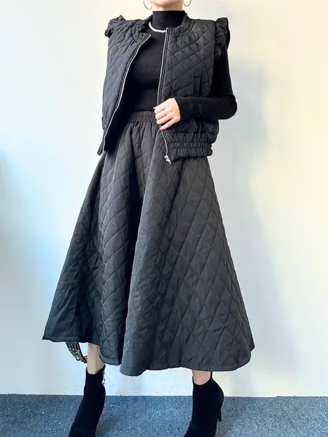SET：：Quilted Vest & Skirt