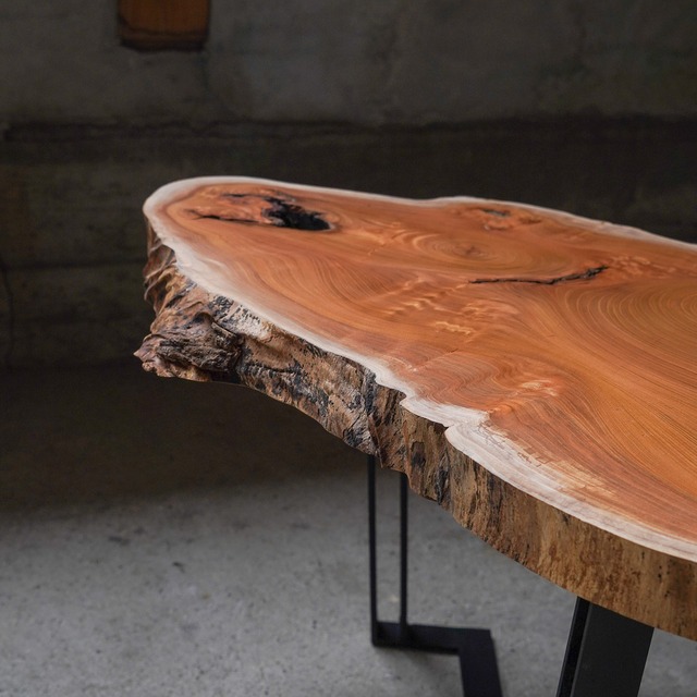 欅のアタマ 輪切り材のローテーブル ＜平鋼＞