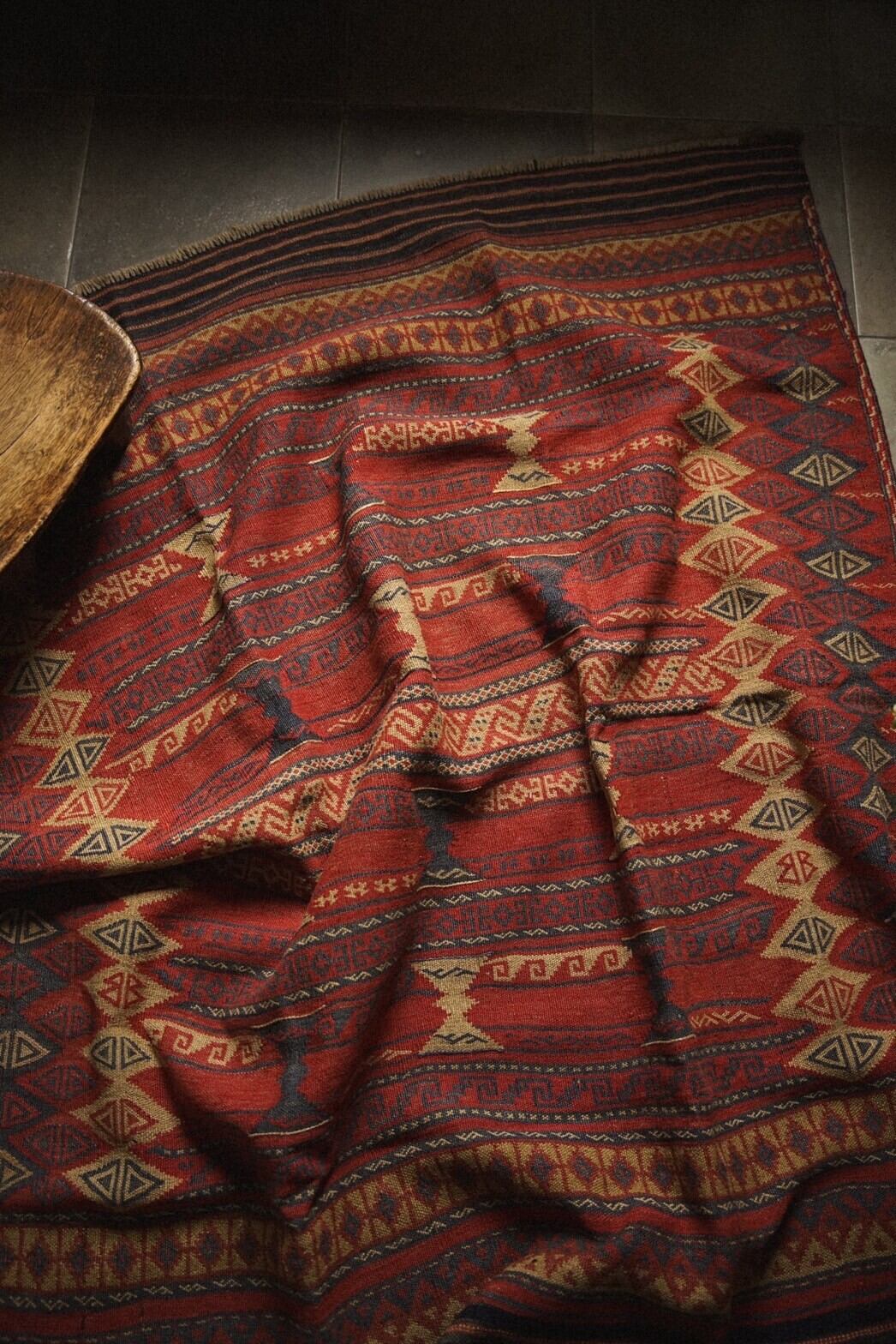 863 -Vintage Diburinji sofreh killim