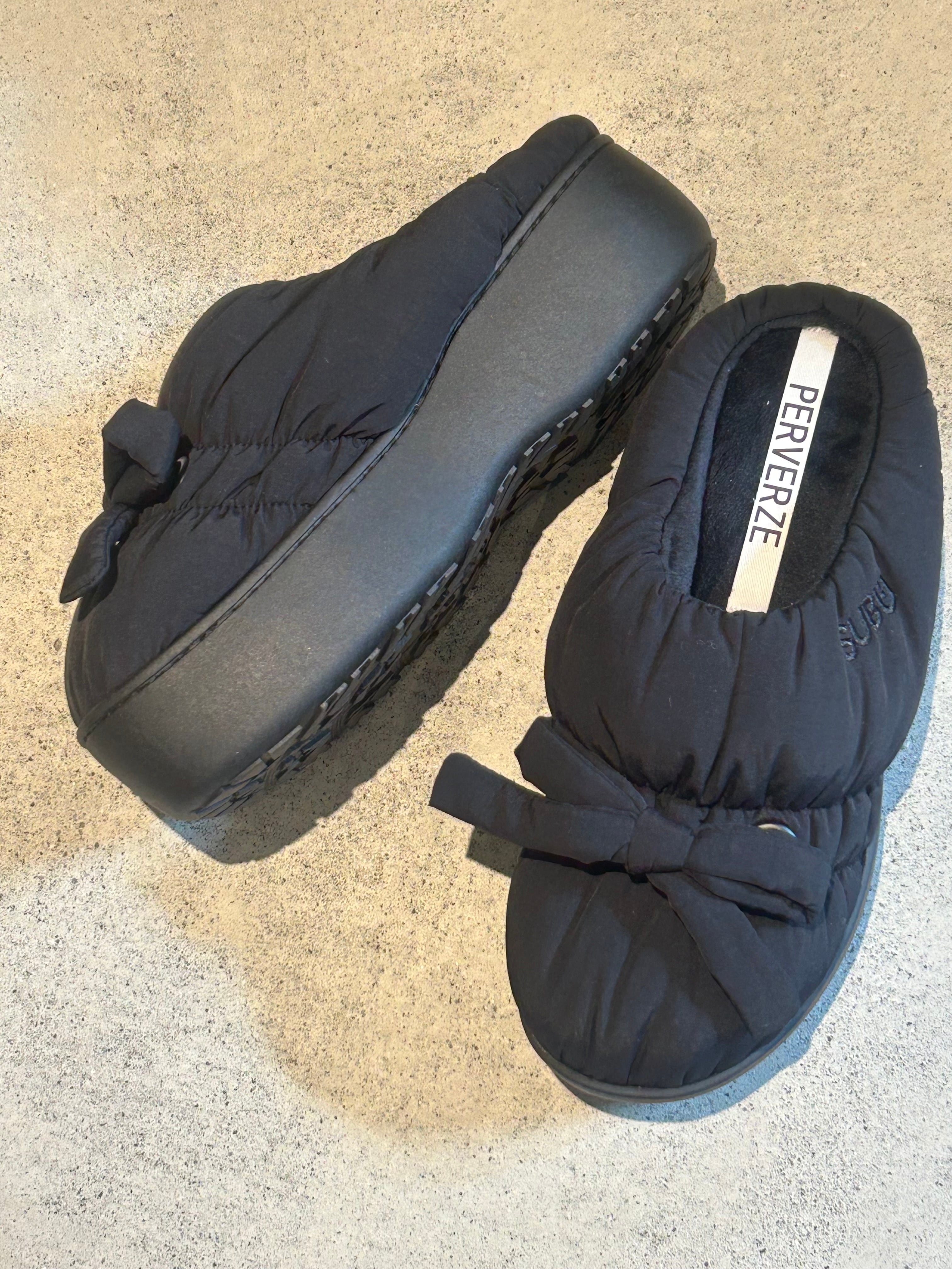 SUBU PERVERZE Multiple Winter Sandal / Black | AAR