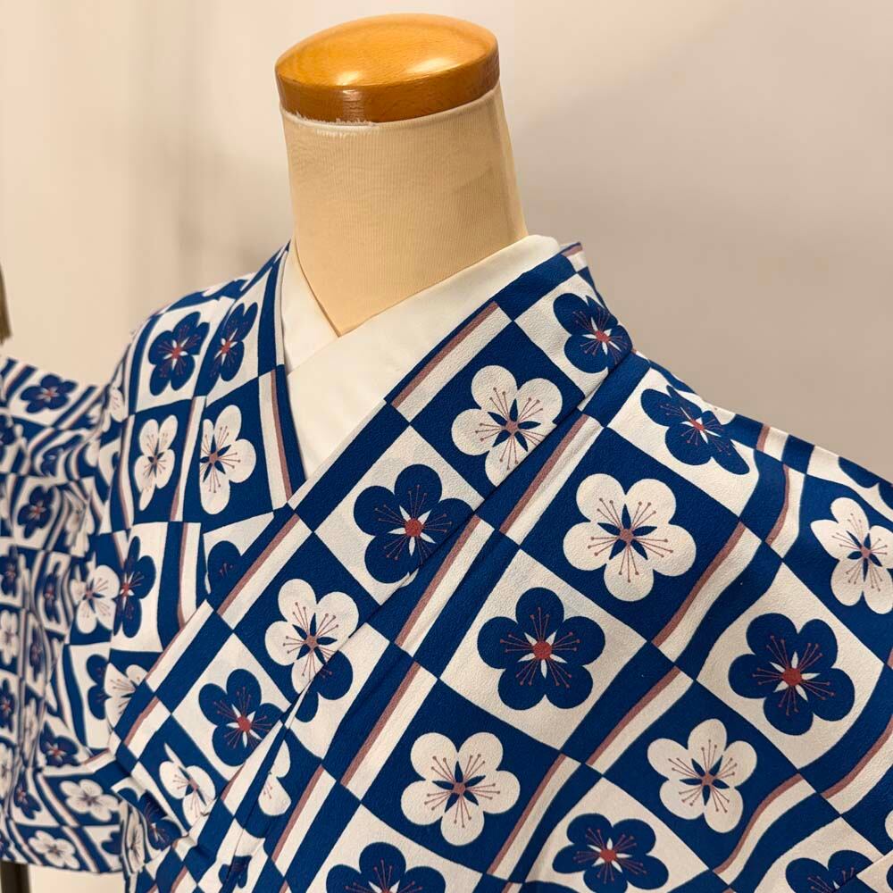 小紋 単衣 洗える着物 裄61.5cm 身丈159cm 青 白 花柄 お洒落着 普段着 ポリエステル 美品 S サイズ5251