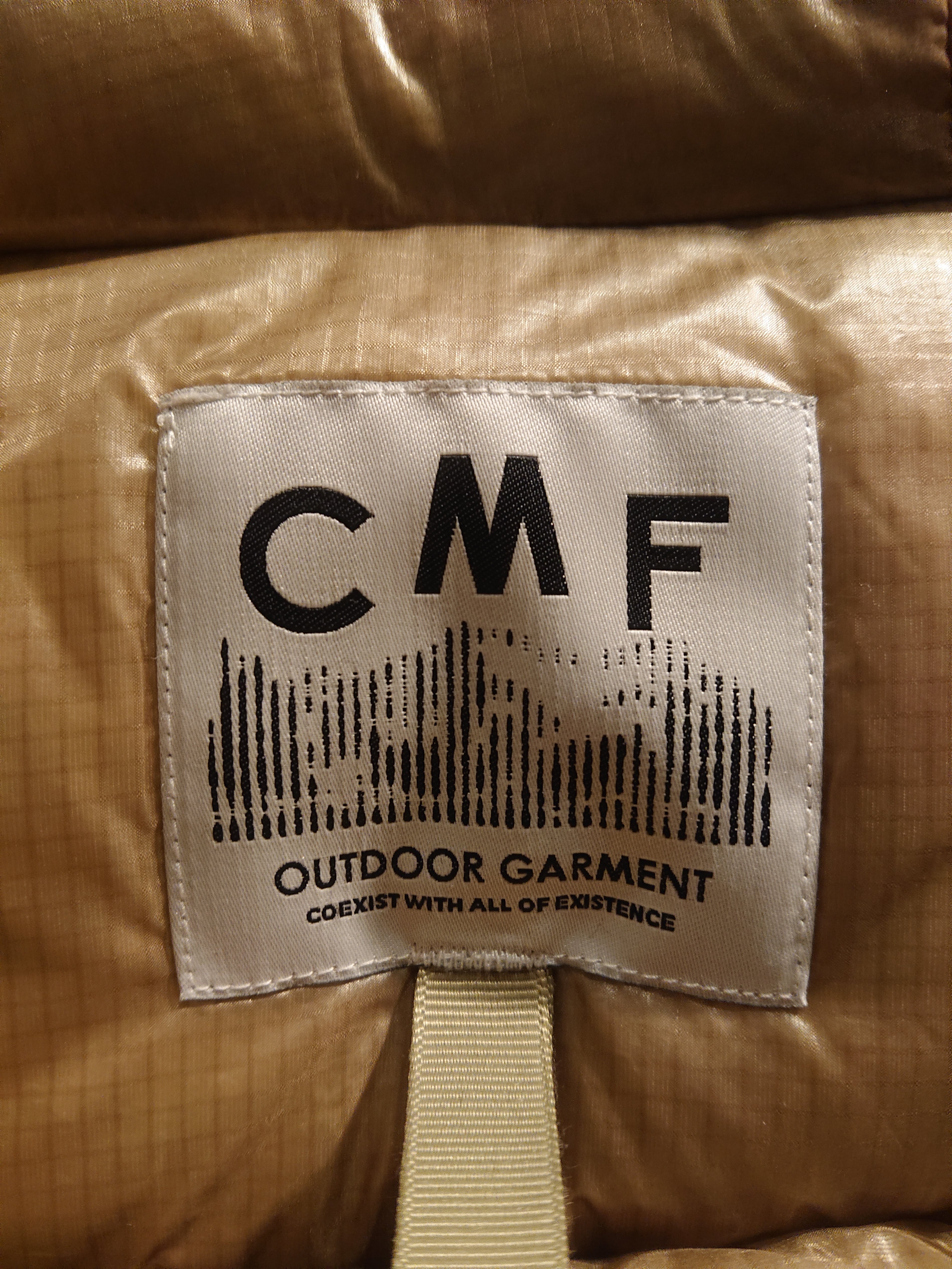 COMFY CMF OUTDOOR GARMENT 