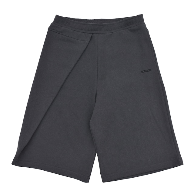 【BONBOM】TUCKED BERMUDA TRAINING PANTS