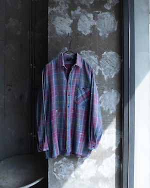 1990s vintage good damaged faded cotton flannel check shirt / From FRANCE