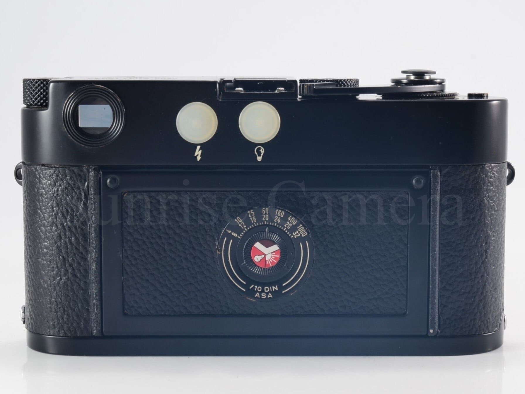 【美品】Leica M2 ライカ OH 整備済 ファインダー交換 美品】Leica M2 ライカ OH 整備済 ファインダー交換