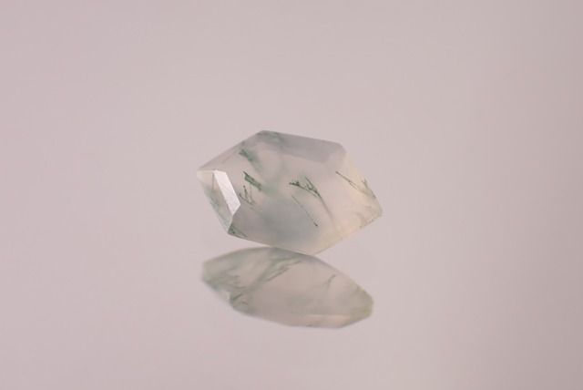 モスアゲート　1.37ct　[D12-34]