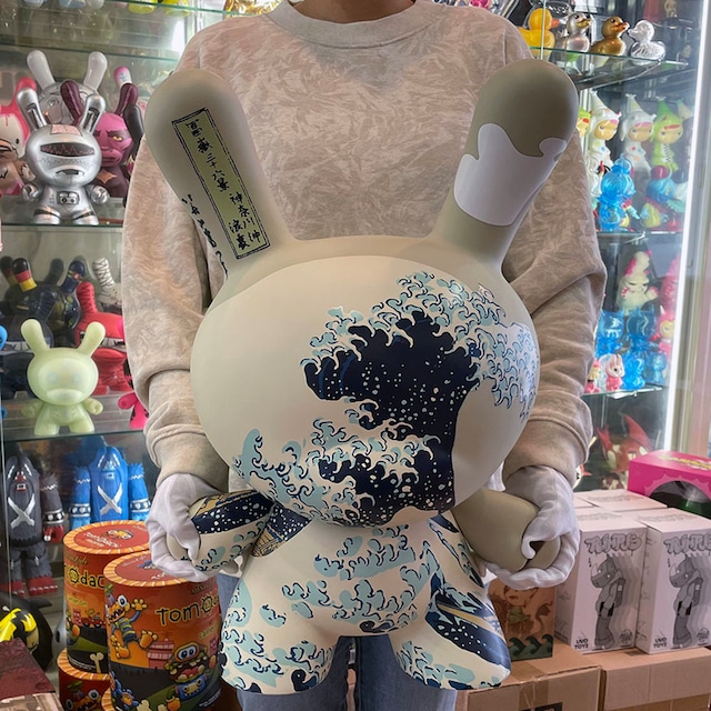 The Met 20" Dunny-Hokusai Great Wave