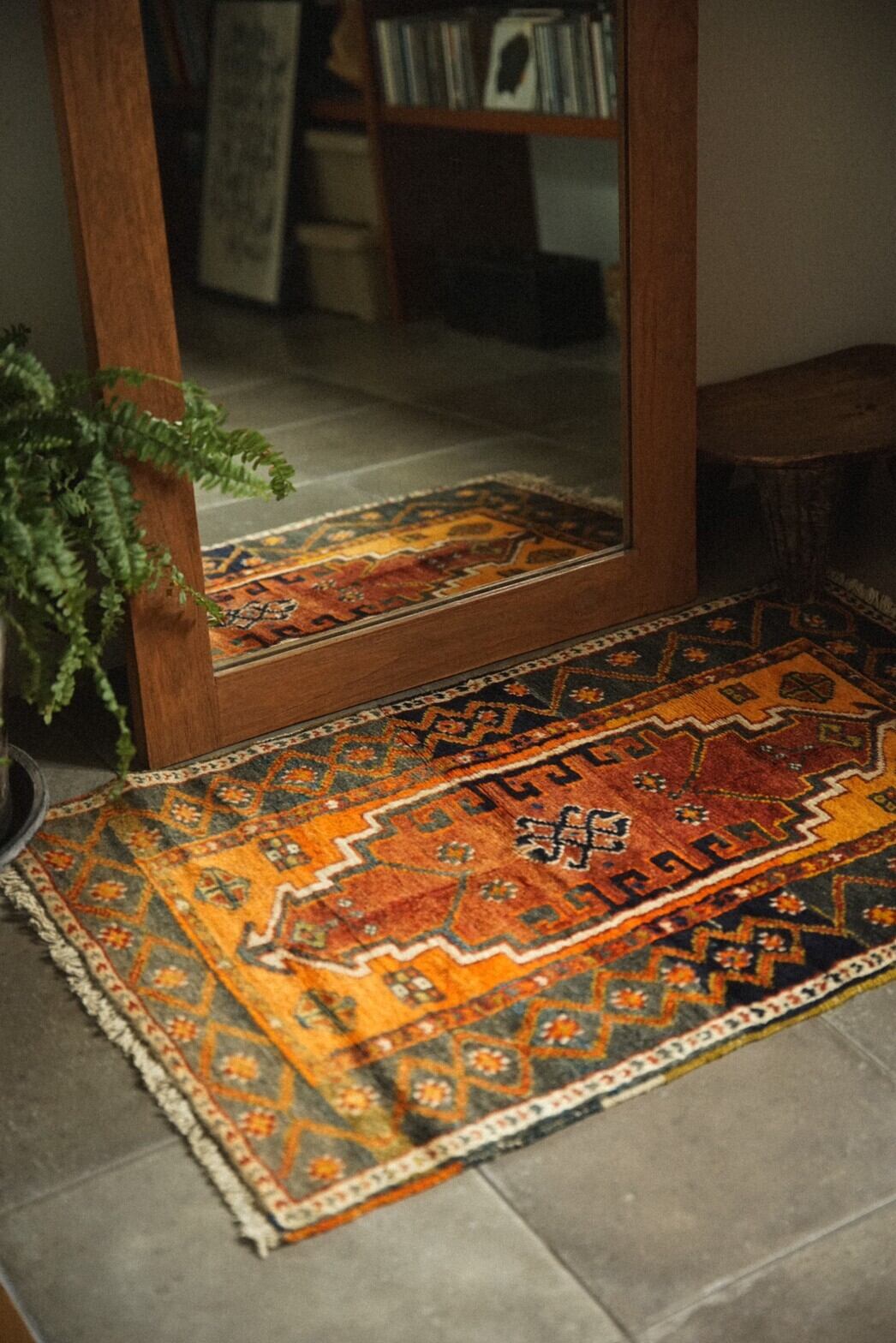 884 -Vintage Turkish rug