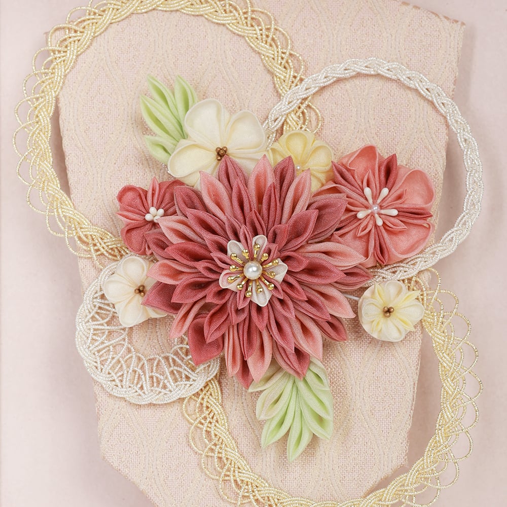 羽子板 8号ホワイトレイラ | 【公式】人形のはなふさオンライン