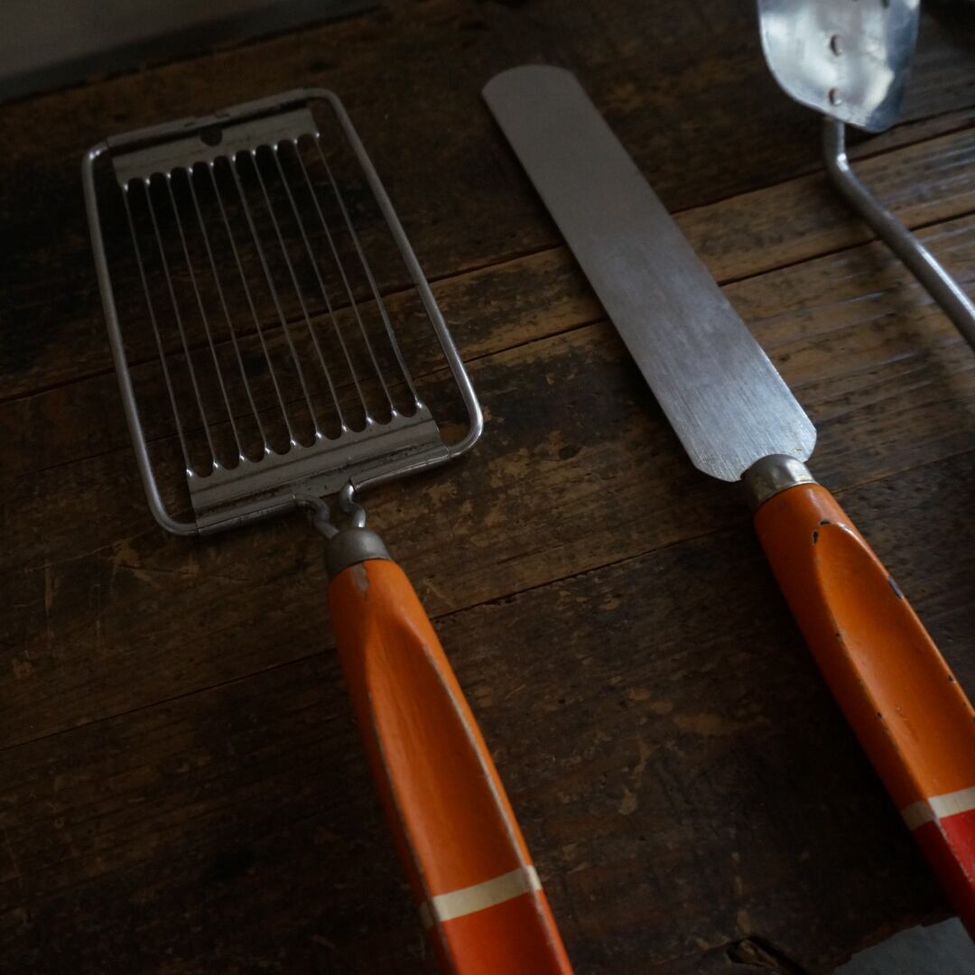 古いフランスのキッチン用具セット