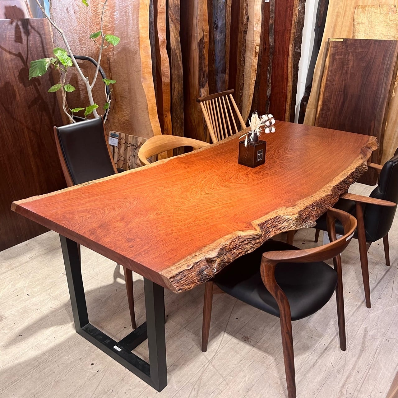 ブビンガ 一枚板 | 千年家具 - 一枚板 テーブル専門店 ブビンガ 一枚板 | 千年家具 - 一枚板 テーブル専門店