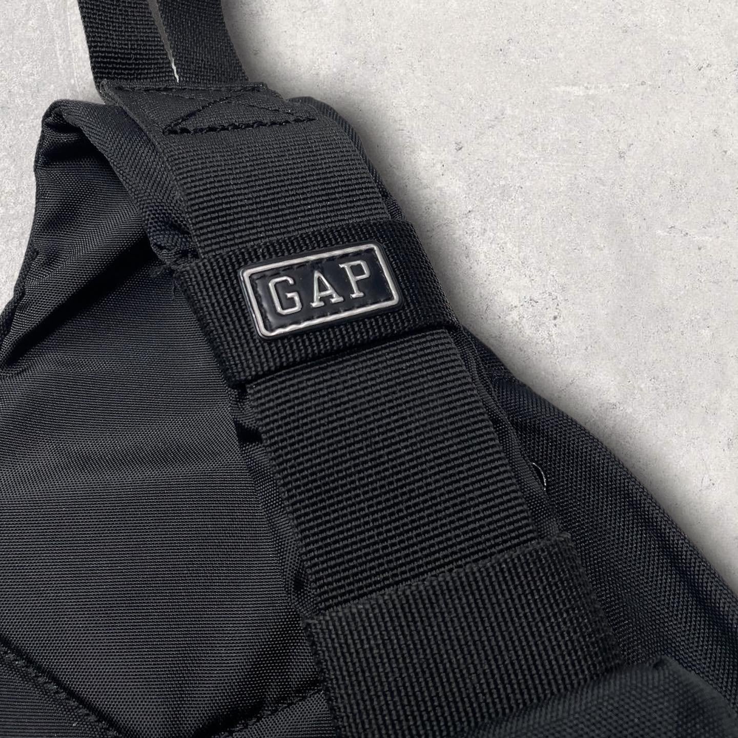 old gap shoulder bag 90s | focus