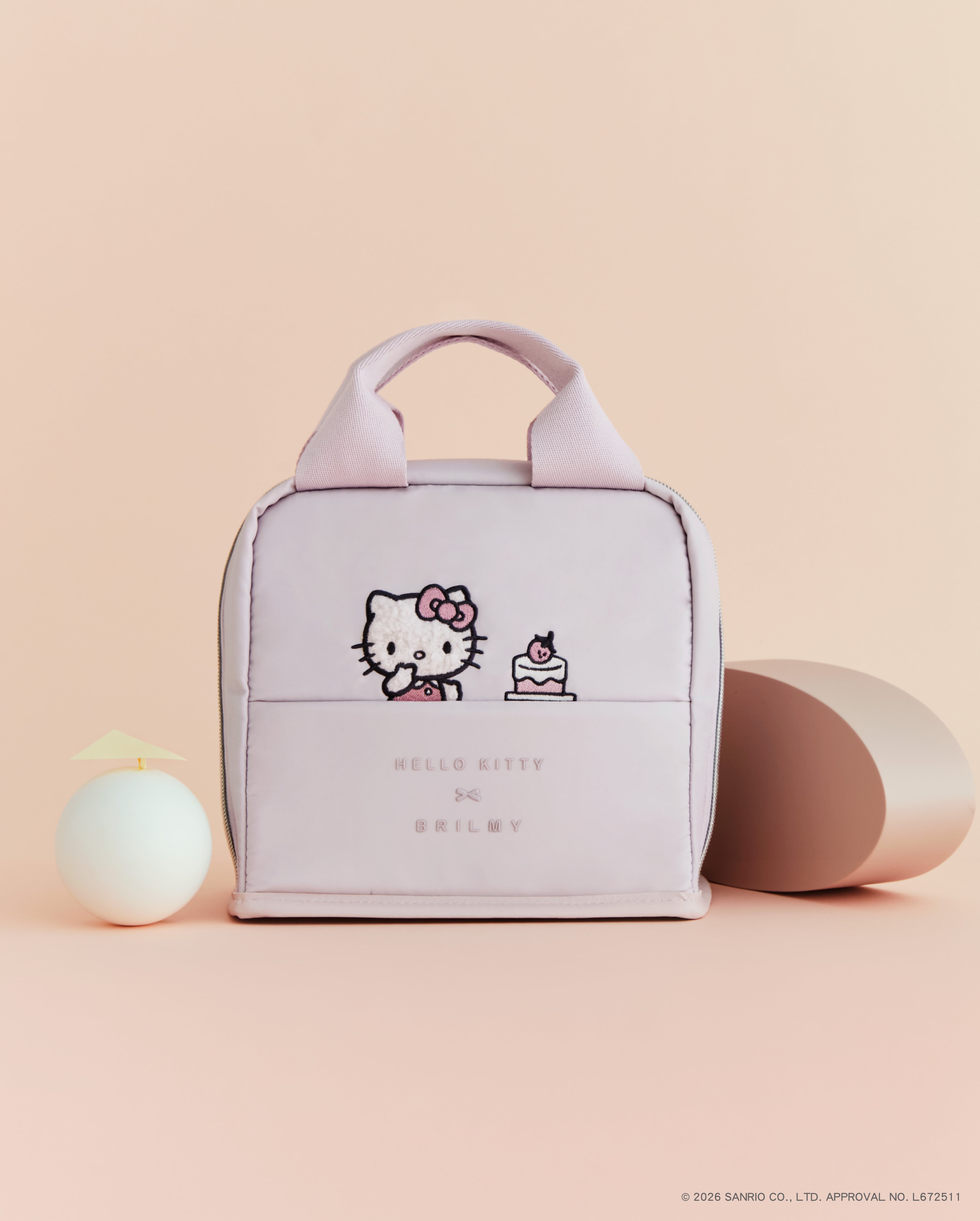 HELLO KITTY × BRILMY ZUBORA STAND POUCH | BRILMY