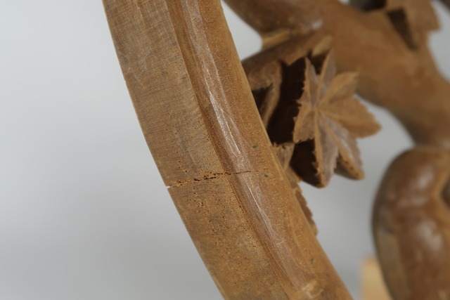 Green Maple and a Quiet Bird ― An Original Openwork Relief by Nozomu Mori