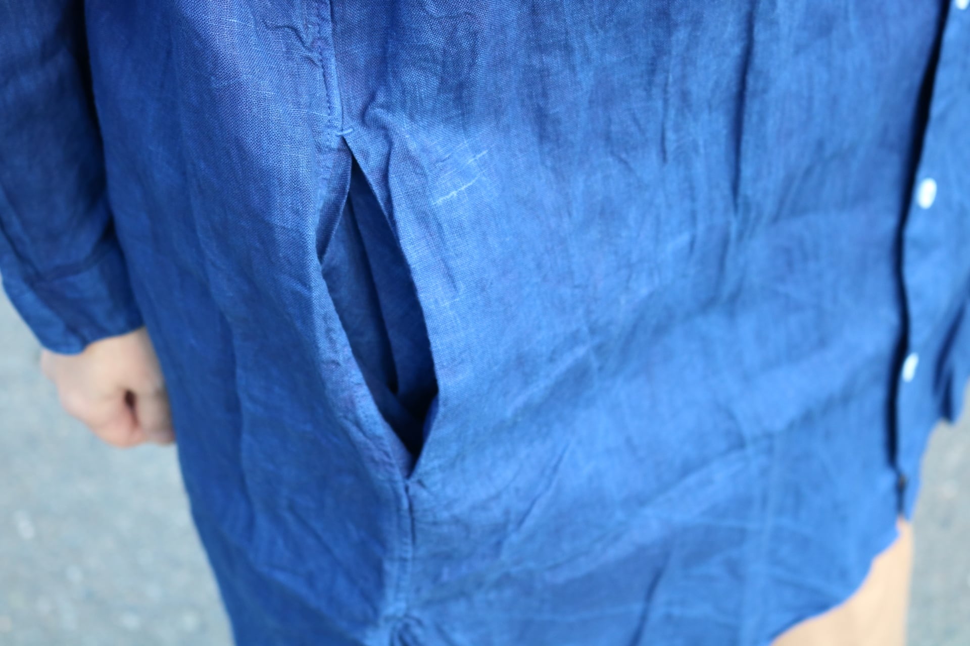 宝島染工 切替BIGシャツリネン　藍染 宝島染工｜リネン切替シャツ BIG（ロングシャツ） - パンと日用品の店