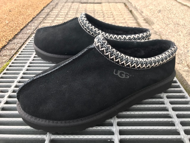 UGG TASMAN (BLACK)