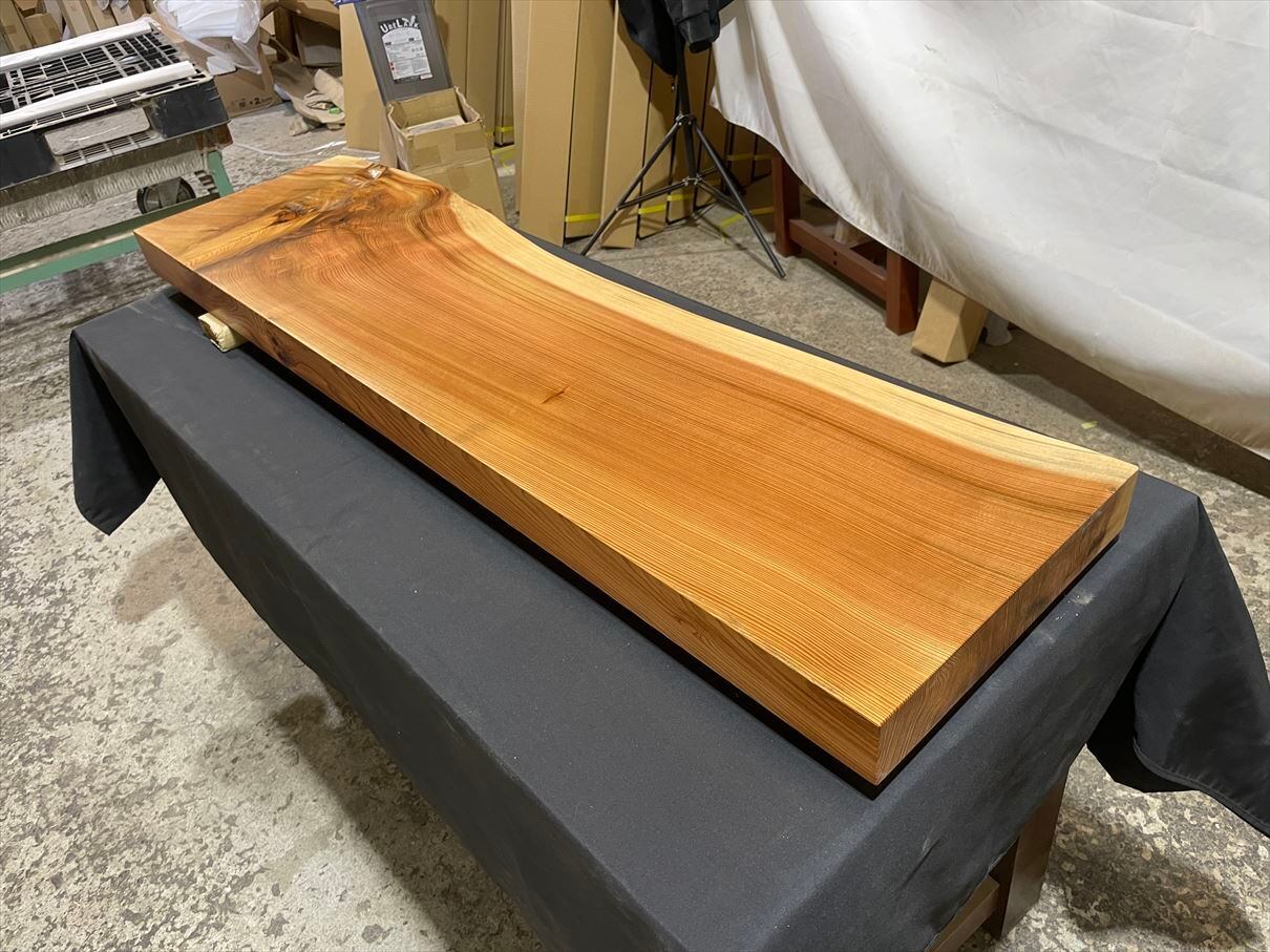 杉3957 一枚板無垢 1330x330-310-330x60mm 乾燥材 センターテーブル