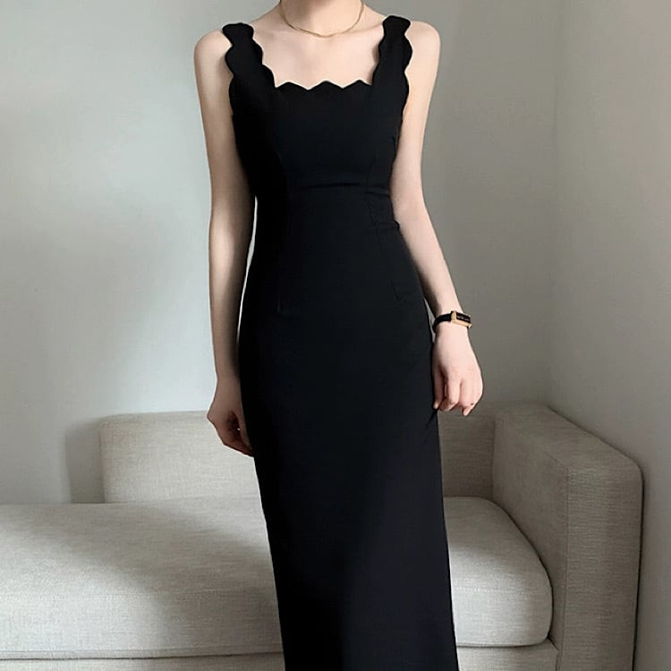 レース襟が上品なヘップバーン風リトルブラックドレス YH9376