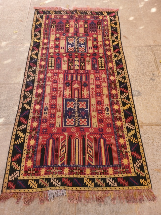絨毯クエスト45【No.23】Kilim ※現在、こちらの商品はイランに置いてあります。ご希望の方は先ずは在庫のご確認をお願いします。