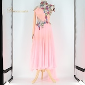 社交ダンス 衣装 エダスー edda hsu スタンダードドレス ワンピース ドレス デモ 競技 ダンス パーティ 発表会 綺麗 落ち感 レース 花 フロート ピンク系 エレガント 軽やか 優雅 フェミニン 上品 競技用