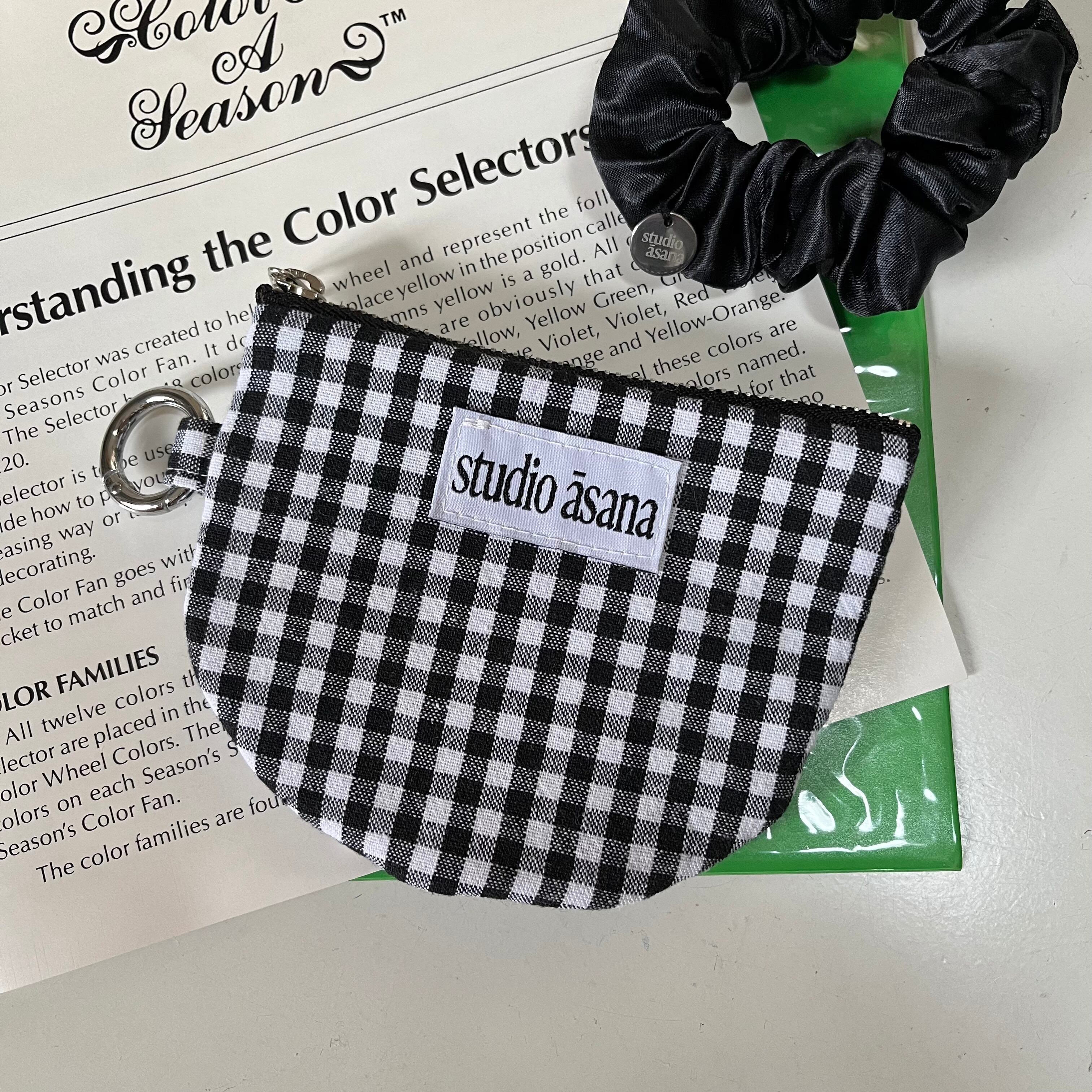 gingham check/black) tea cup pouch | studio āsana
