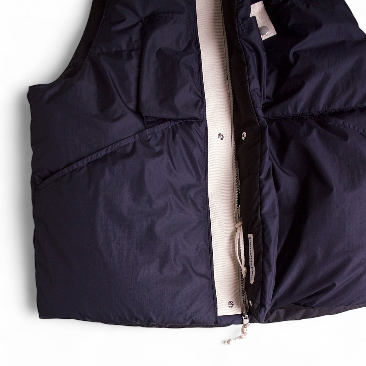 NOROLL, VESTAS TWO FACE DOWN | not wonder store