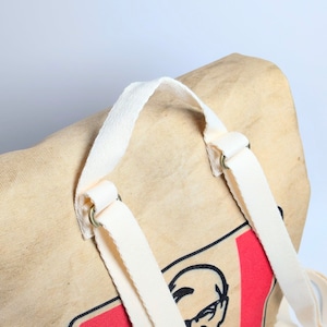 ♧【 KFC ( ケンタッキー )】カーネル・サンダース / Backpack(バックパック) / リュック / 紙袋風 〚アメリカン雑貨 アメトイ〛