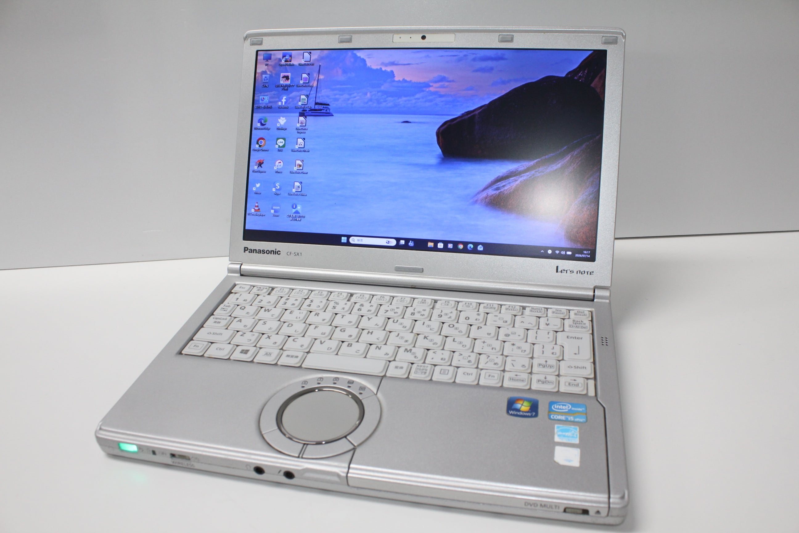 現状品/中古ノートPC】Dell〈Vostro 14〉Intel Core i3/SSD240GB
