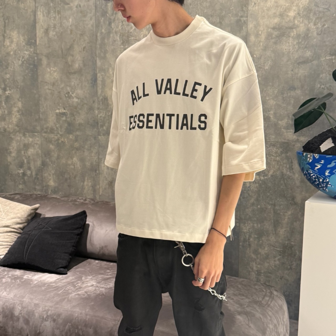 【ESSENTIALS】MERCH TEE - 10