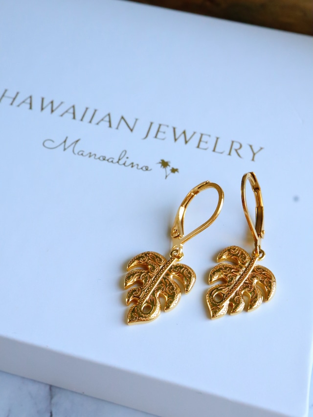 Monstera earring Hawaiianjewelry(ハワイアンジュエリーモンステラピアス、イヤリング)