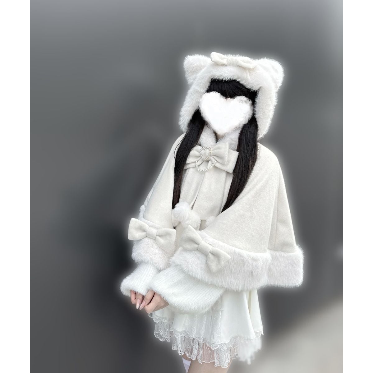 猫耳付き ホワイトケープ 猫耳ポンポン付きフードケープ | Maiden's Rêve