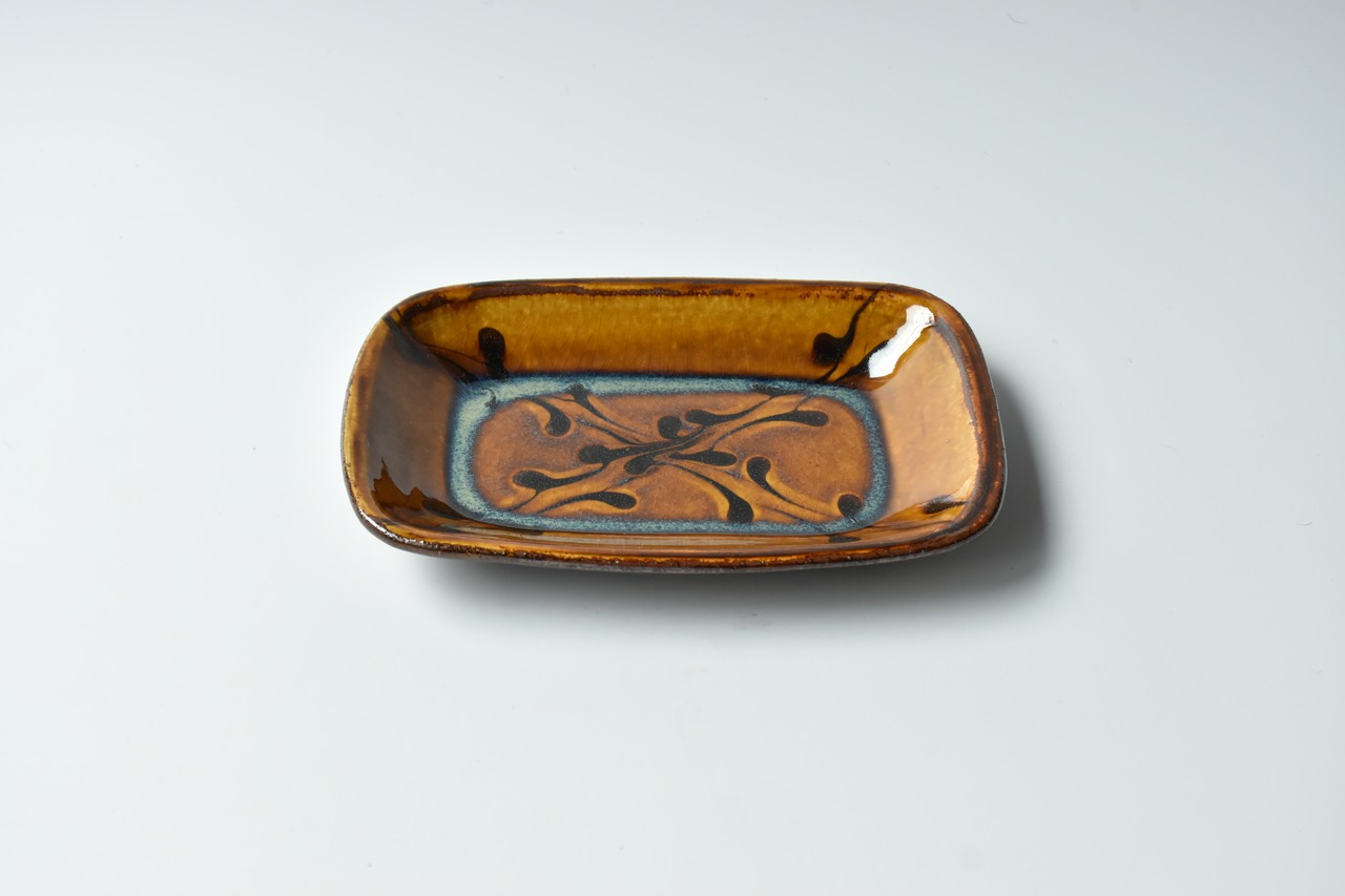 小代焼ふもと窯 / 井上尚之 : 長角皿 (中) スリップウェア ⑥